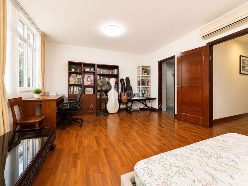Woodlands Ave 1 / Ashwood Grove / Woodgrove Walk — photo 2