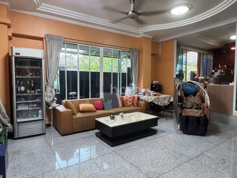 Upper Changi Road North / Changi North Way / Tanah Merah Besar Lane — photo 3